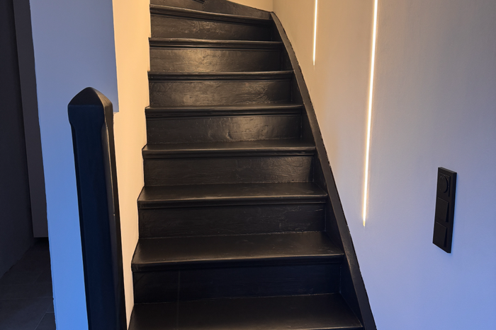 Alte Holztreppe in neuem Look